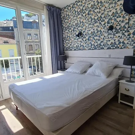 Du Bord De 9 Avec Vraie Vue Apartment *