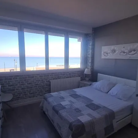 Du Bord De 9 Avec Vraie Vue Apartment *