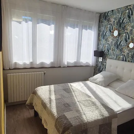 Apartamento Du Bord De 9 En Bord De Avec Vraie Vue