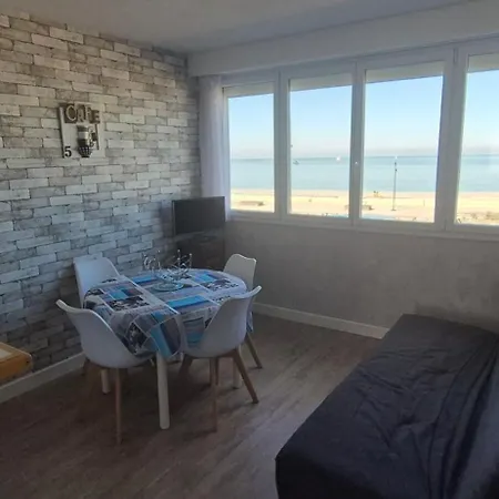 Apartment Du Bord De 9 Avec Vraie Vue Le Treport