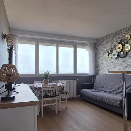 Du Bord De 9 En Bord De Avec Vraie Vue Appartement